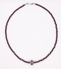 Load image into Gallery viewer, Garnet Bead Necklace