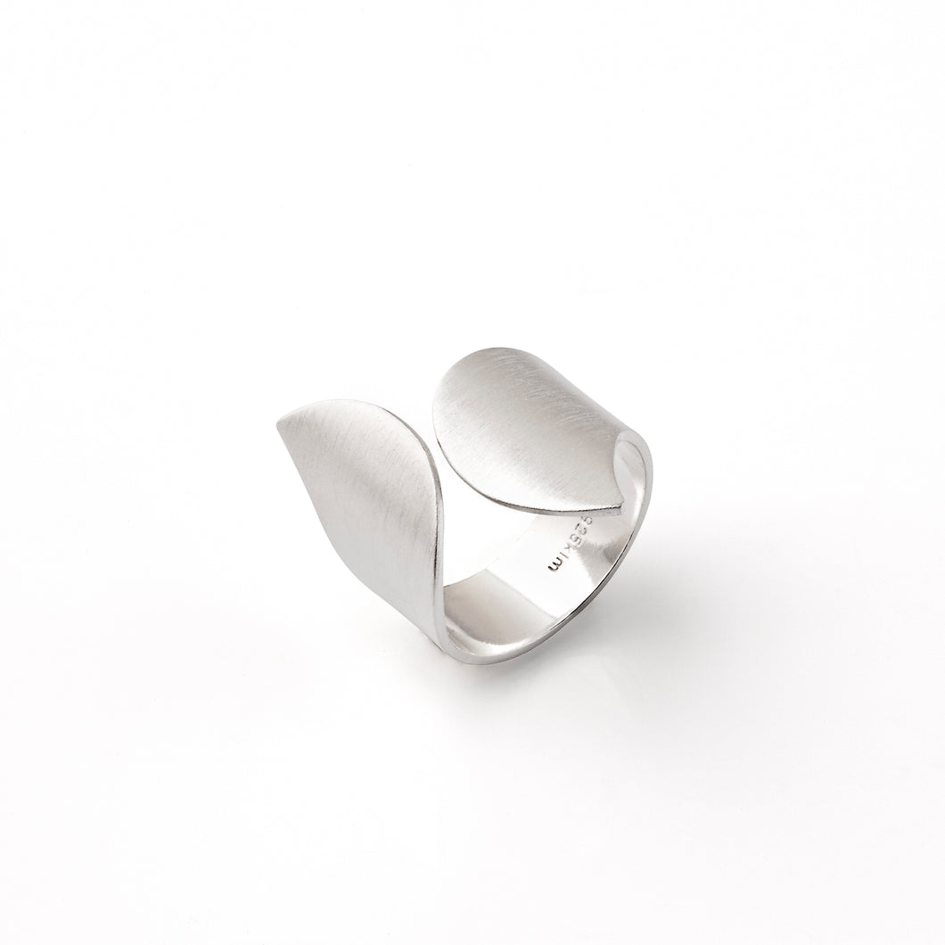 Petal Ring